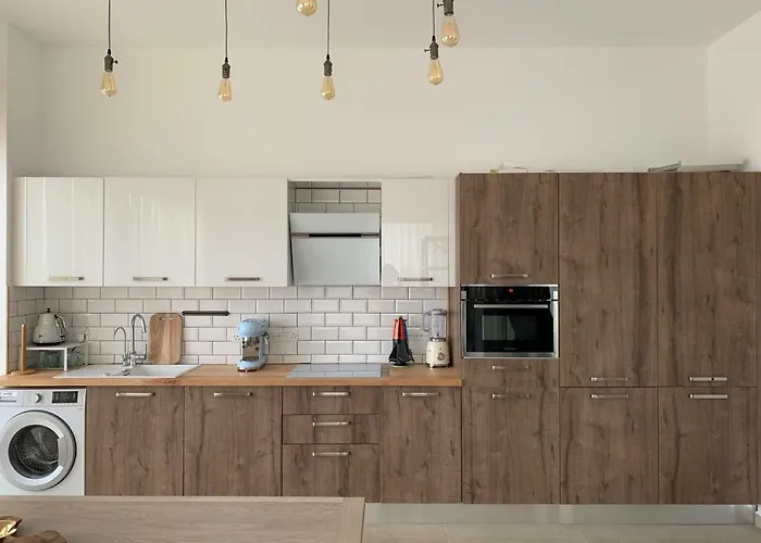 Flamingo Lux アパート ファマグスタ